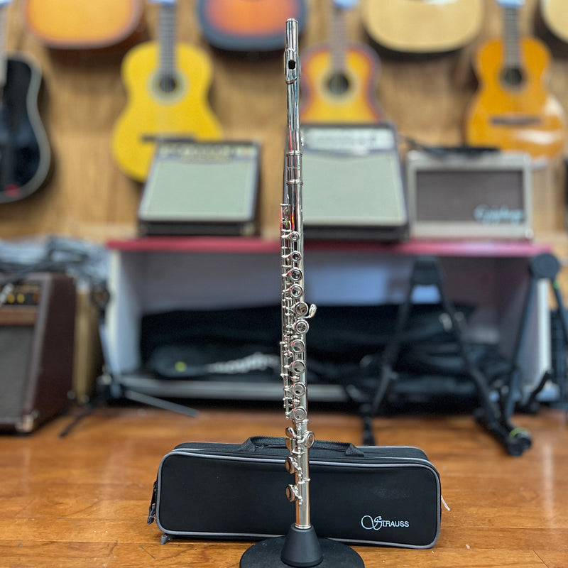 USED Strauss 6546 Nickel-plated Student Flute Outfit, Serial 22S043