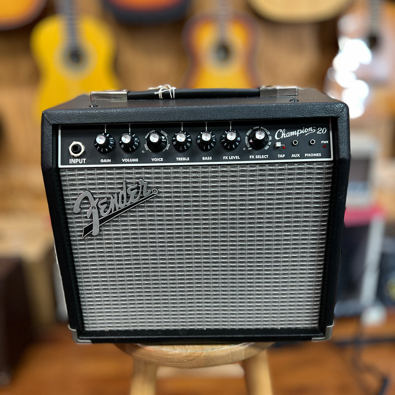 USED Fender Champion 20 Guitar Combo Amp