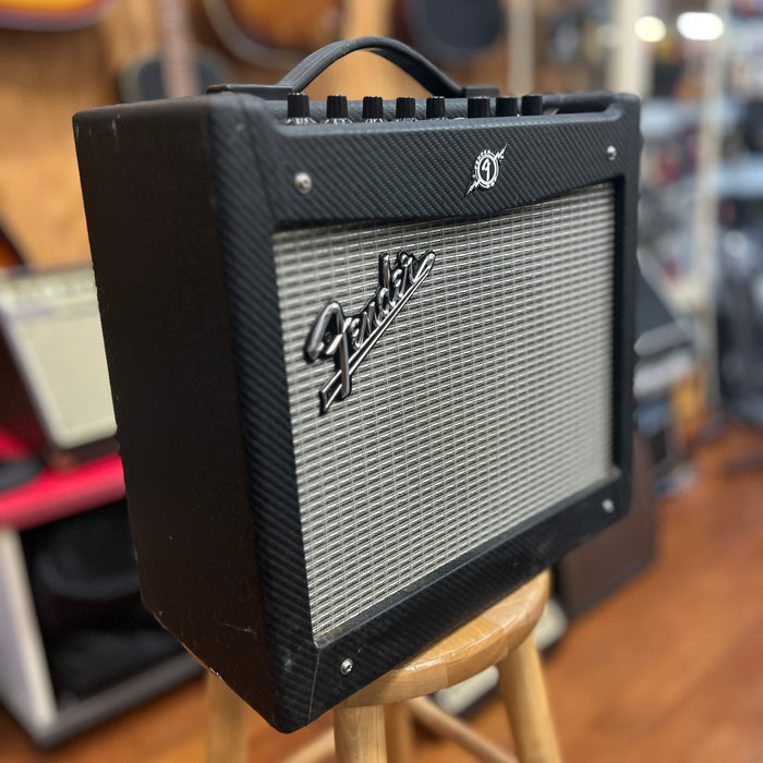 USED Fender Mustang I Combo Amp