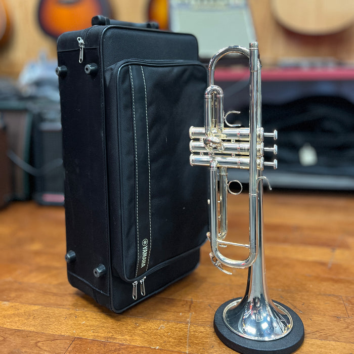 USED Yamaha YTR4335GSII Intermediate Silver Trumpet Outfit (Z86274)