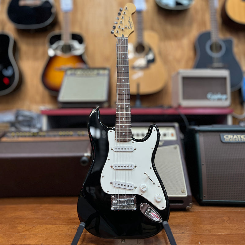 USED Squier Mini Stratocaster Short-Scale Electric Guitar, Black