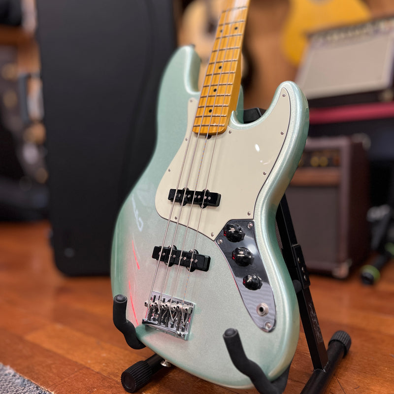 USED Fender American Professional II Jazz Bass, Maple Fingerboard, Mystic Surf Green w/ Case