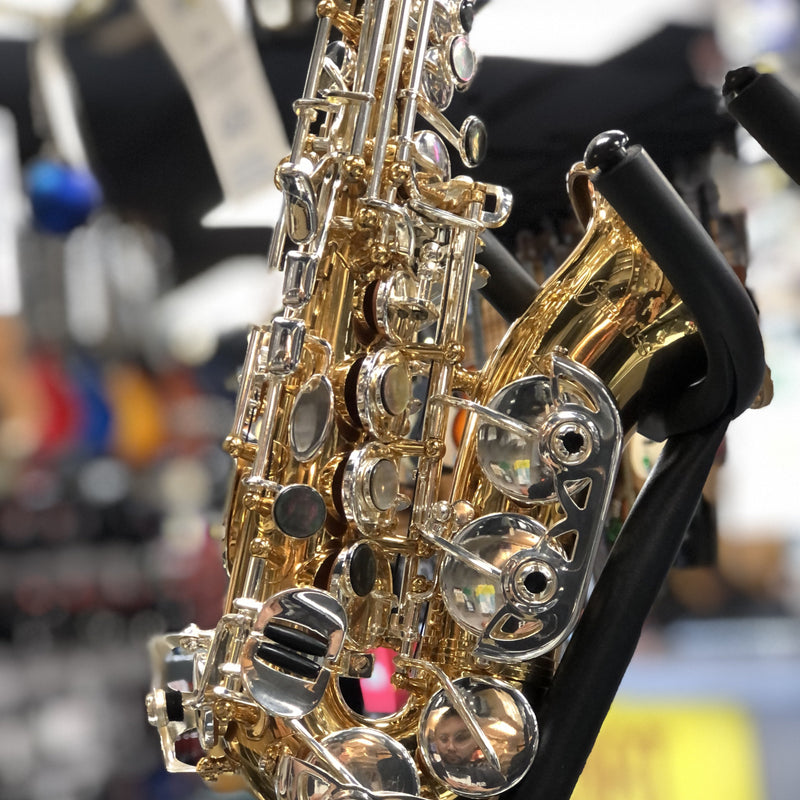 Strauss "Super 70" Intermediate Curved Soprano Saxophone Outfit